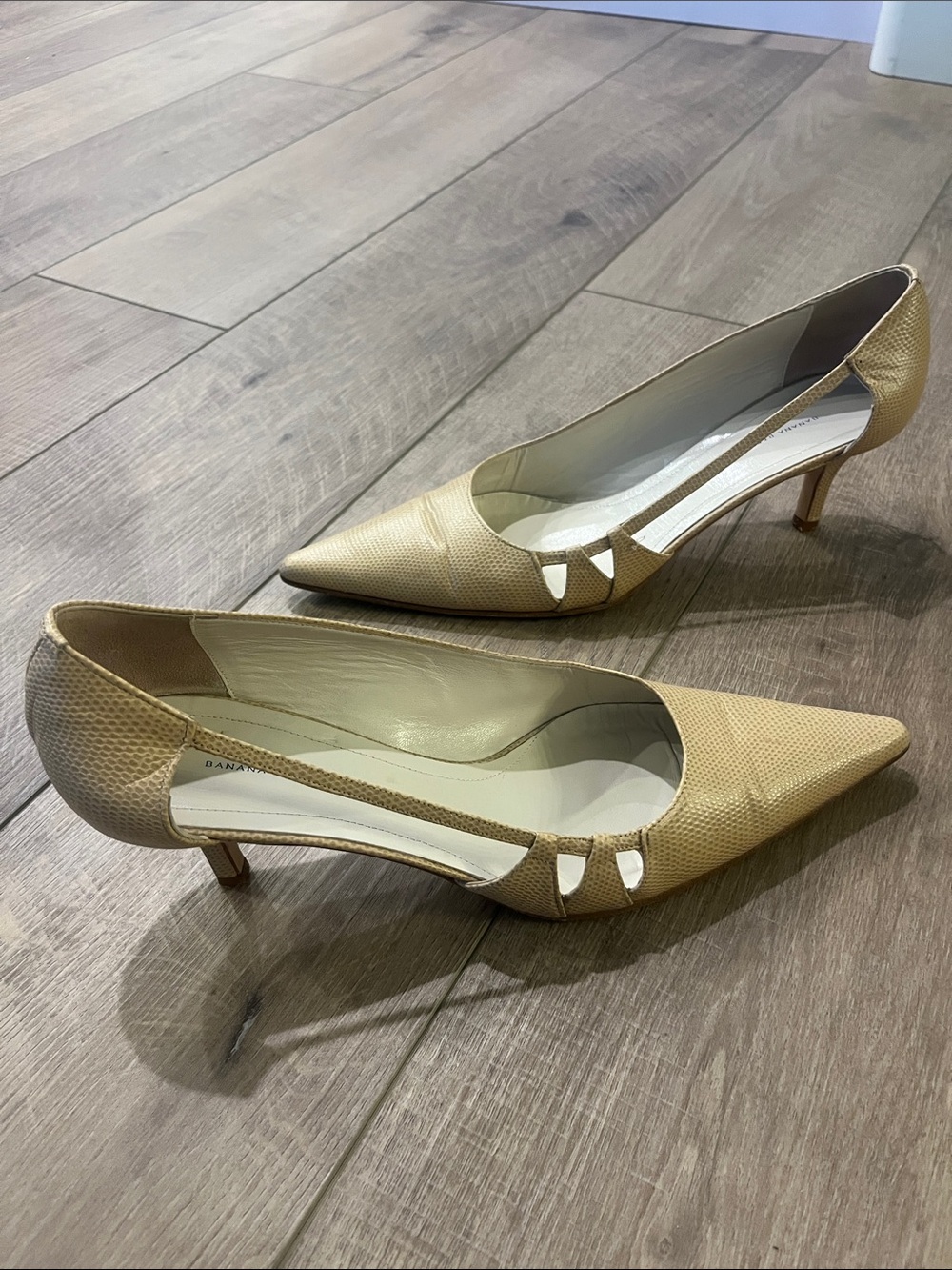 Banana Republic Beige Pointed Toe  Pumps with cut-outs